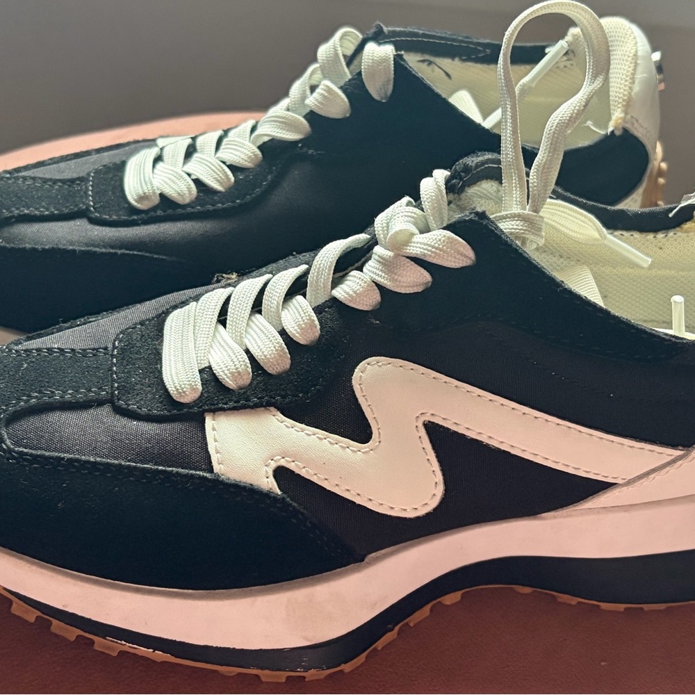 Steve Madden Black and White Women's Sneakers